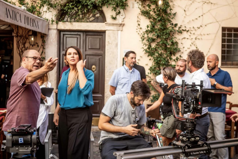 Protagoniza Karla Sofía Gascón comedia italiana