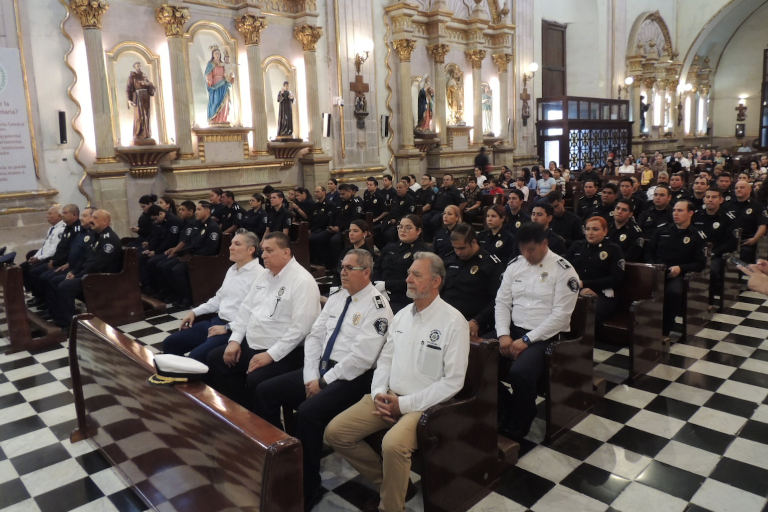 Festejan el Día del Bombero con una misa de acción de gracias