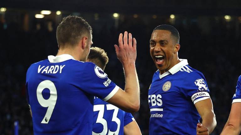 Leicester y Everton dividen puntos en duelo entre clubes involucrados en el descenso