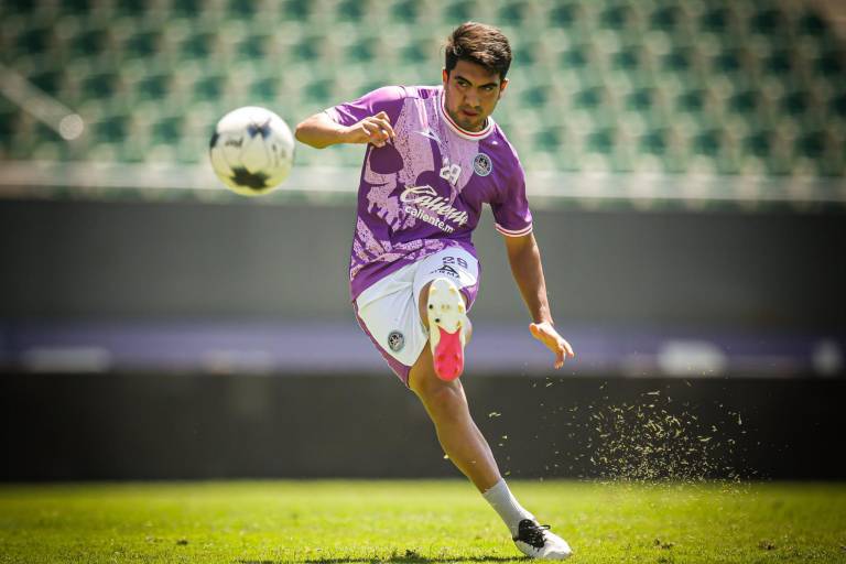 Mazatlán FC y Atlético de San Luis disputan este viernes más que tres unidades