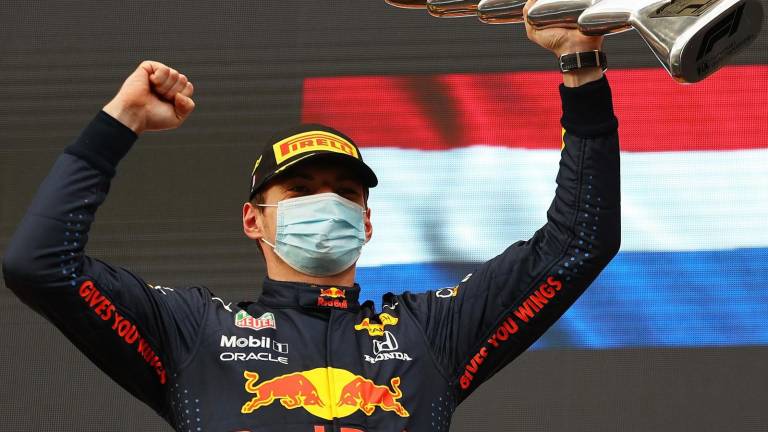 Max Verstappen gana el Gran Premio de Imola; ‘Checo’ Pérez termina en el sitio 12