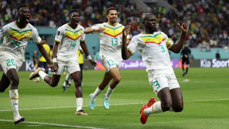 Kalidou Koulibaly (3) fue el autor del gol que marcó la diferencia y que le dio el pase a Senegal a los octavos de final.