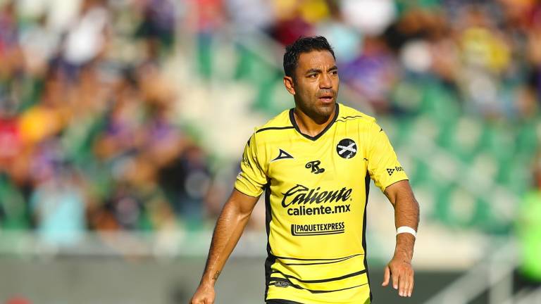 Marco Fabián es un lesionado más de los Cañoneros.