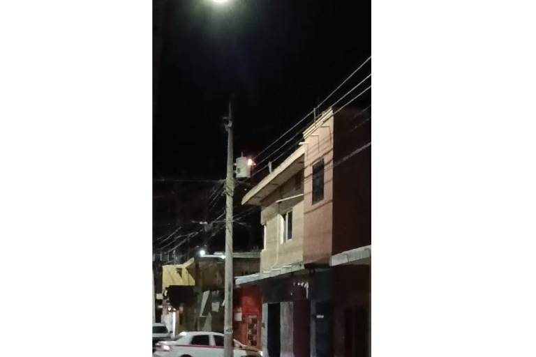 Regresa servicio eléctrico en Escuinapa, pero vuelve a encenderse transformador