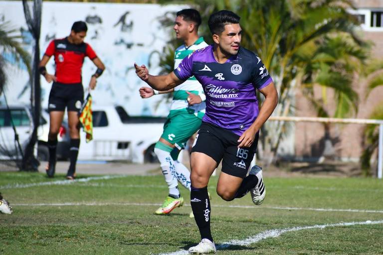 Mazatlán FC cae en la Sub 20 y Sub 17 ante Santos Laguna, en el Deportivo Benito Juárez del puerto
