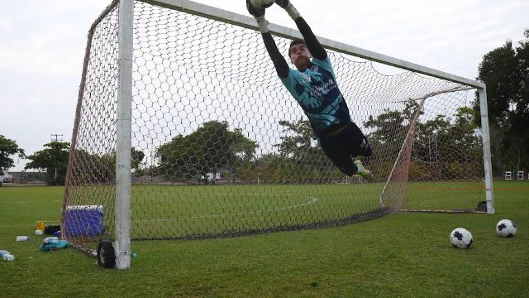 El portero Jesús Lizárraga es de los elementos que se integraron a la pretemporada de Mazatlán FC.