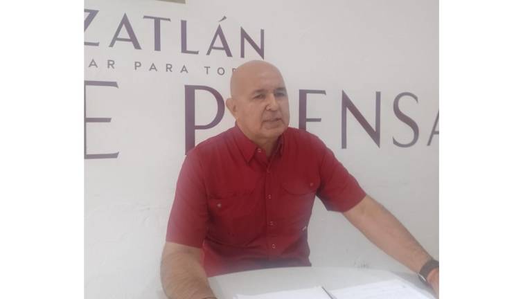 González Zataráin aseguró la mayoría de los regidores que habían sido convocados estaban presentes en el Cabildo para realizar la sesión.