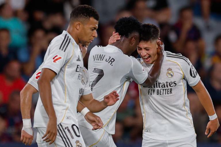 Mbappé y Vinícius sentencian al Levante y extienden el inicio perfecto del Real Madrid