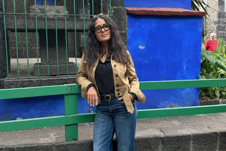 Visita Salma Hayek la Casa Azul de Frida Kahlo