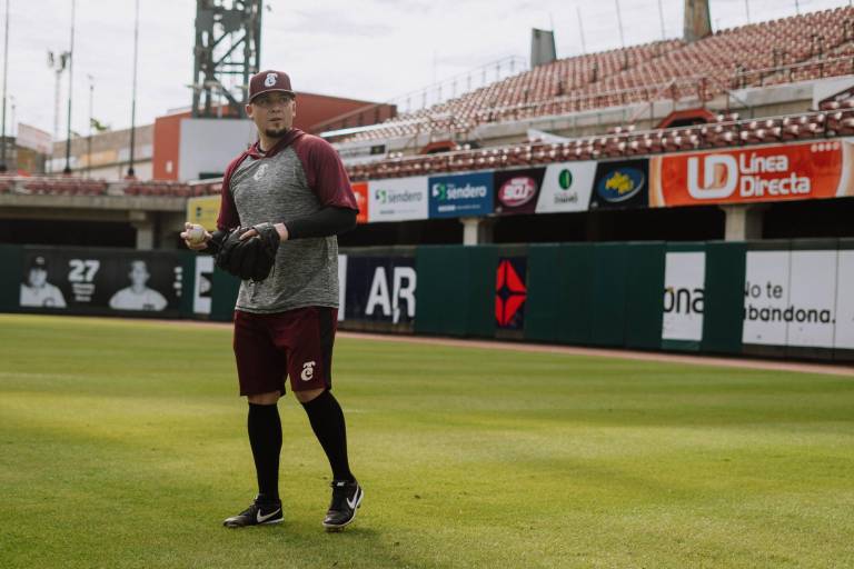 Aldo Montes es la novedad en el campamento de Tomateros de Culiacán