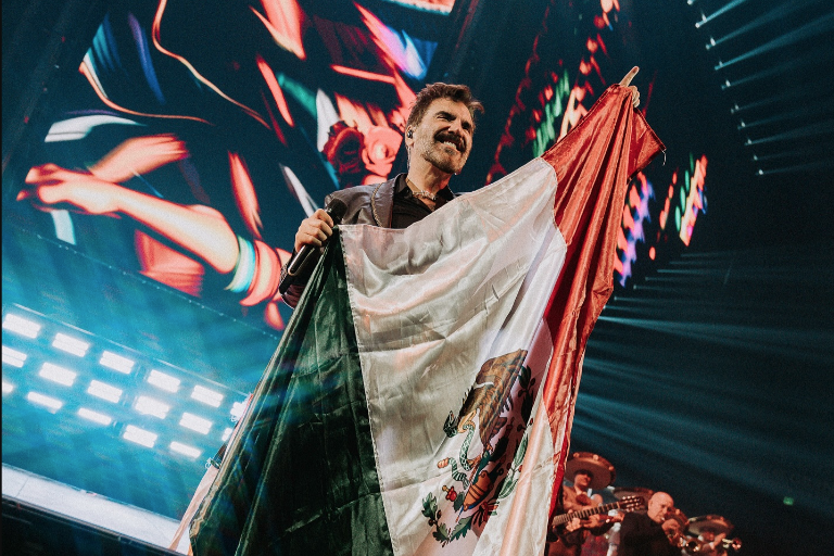 Alzan famosos la voz contra la discriminación en Estados Unidos