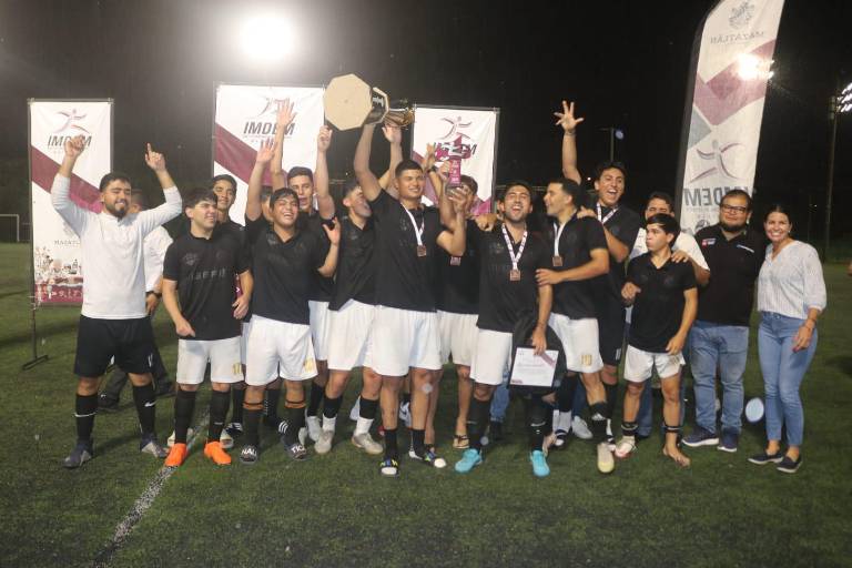 Conquista SPE Asefis doblete en la Liga de Futbol Primera Juvenil