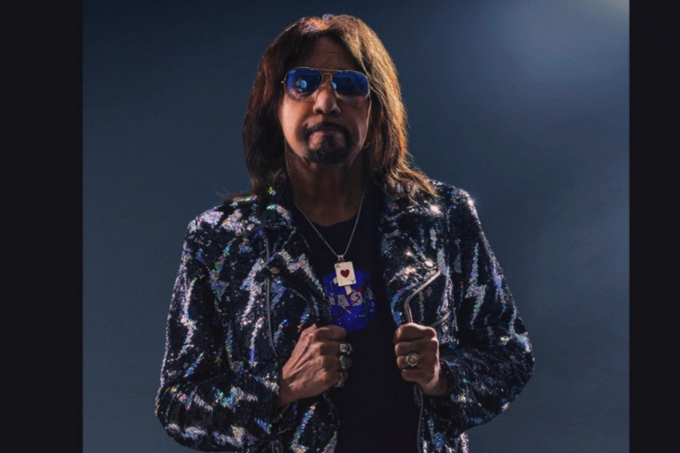 Muere el guitarrista Ace Frehley, fundador de KISS, tenía 74 años