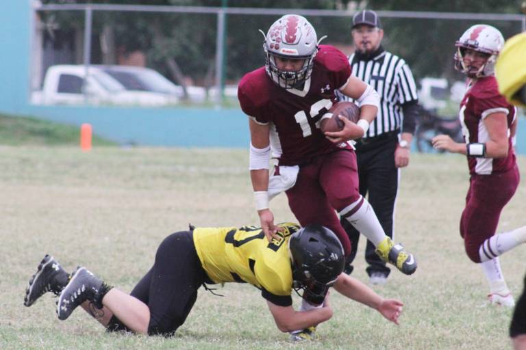 Burros Salvajes corta el vuelo de Halcones y regresa al triunfo en la AFAS