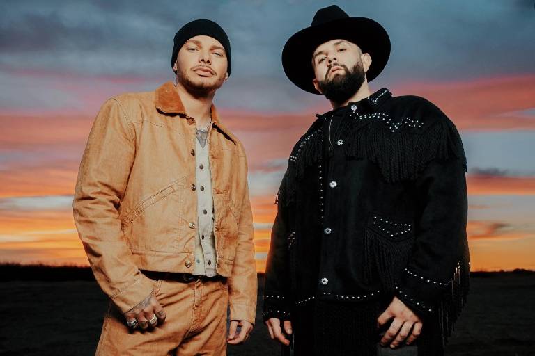 Lanza Carín León el tema ‘The one, pero no como yo’ junto a Kane Brown