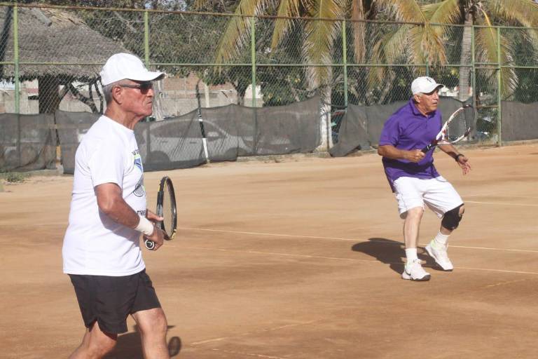 Homenajeado se corona en el Torneo de Tenis del Muralla