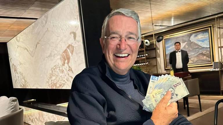 La empresa de Ricardo Salinas Pliego dejó de pagar sus deudas.