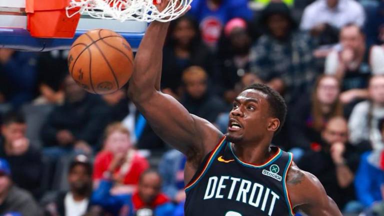 Jalen Duren encestó 30 puntos.