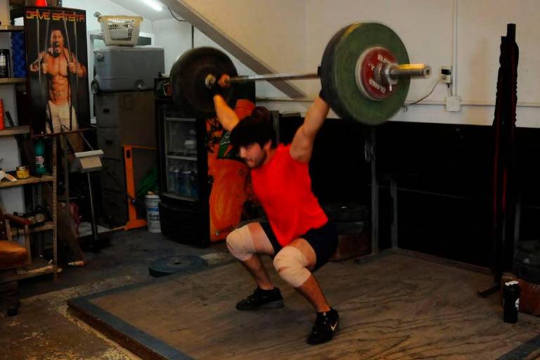 Va ‘El Chino’ a torneo de pesas en Ecuador