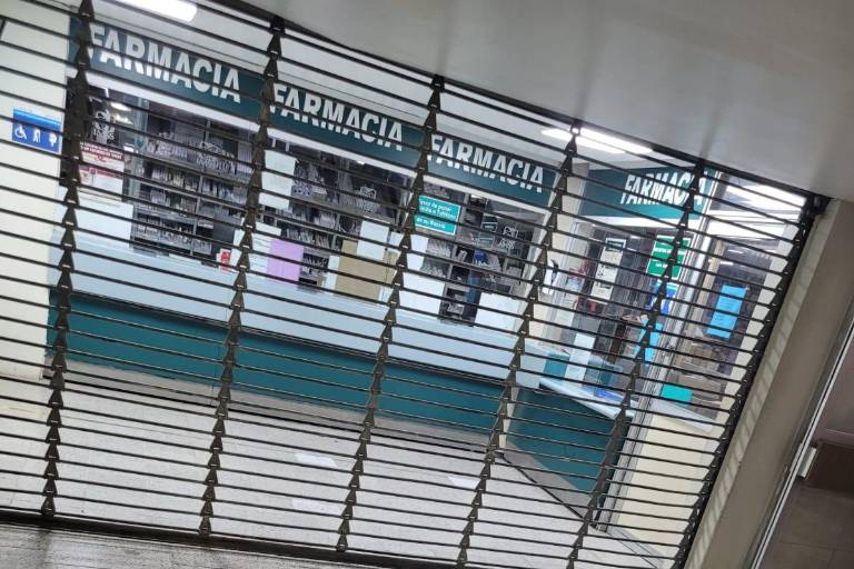 Detienen a cuatro empleados del IMSS en Culiacán