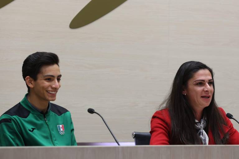 Ana Guevara asegura que la beca de Donovan Carrillo no sufrirá cambios hasta marzo