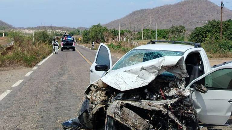 El percance vial ocurrió este domingo en la carretera libre hacia El Quelite, Mazatlán.