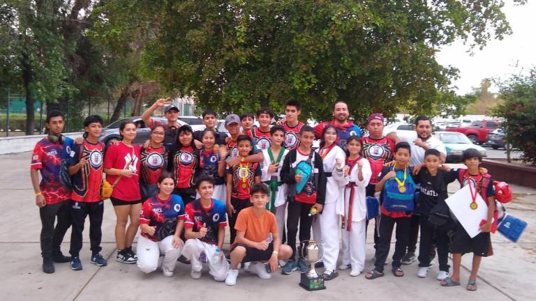 Los taekwondoínes mazatlecos tuvieron participación en la Tercera Copa Evolución.