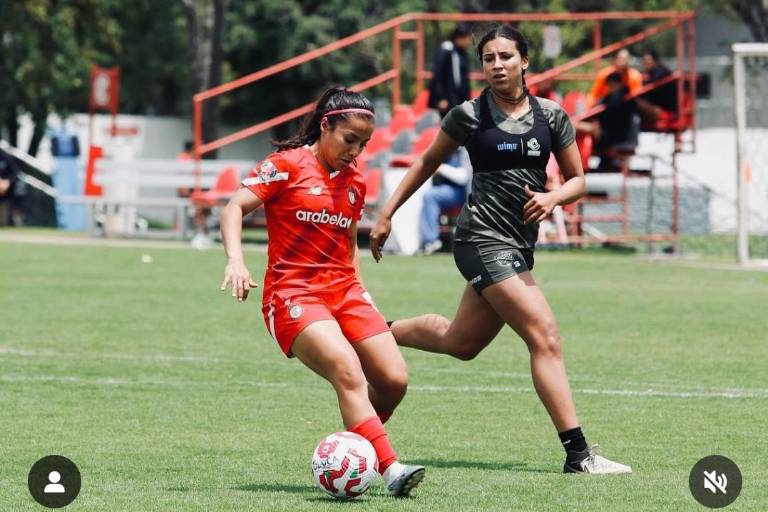 Mazatleca Cinthya Peraza y las Diablas suman triunfo en la pretemporada