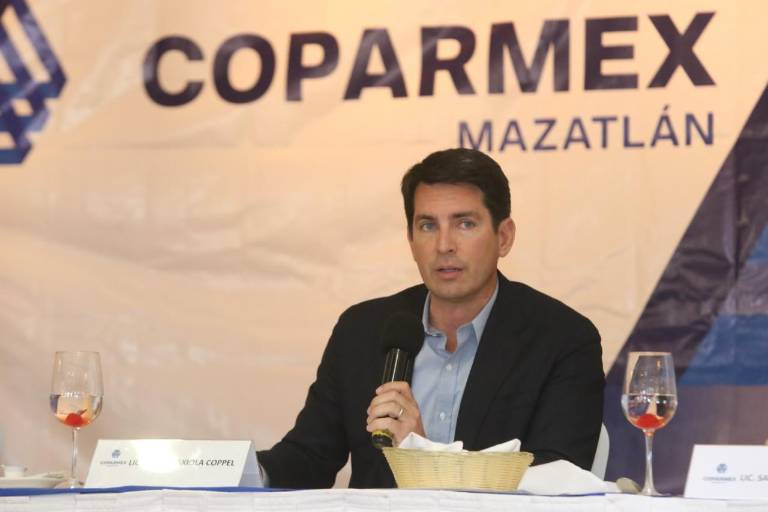 Economía estatal busca entablar trabajos con Phoenix para industrializar a Sinaloa