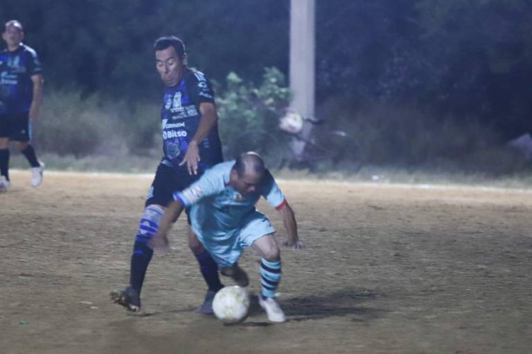 Colonos se afianzan en la parte alta de la Liga Golden Máster, en Club Muralla