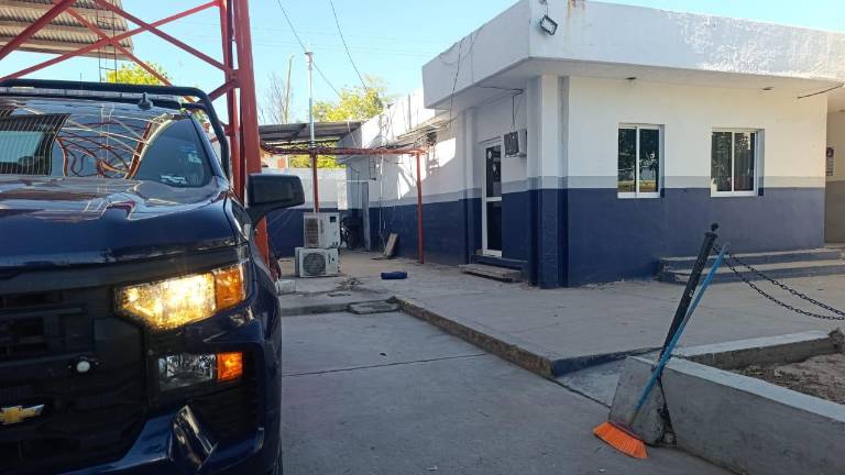 En Escuinapa, algunos policías han presentado su renuncia recientemente, mientras otros están en paro laboral.