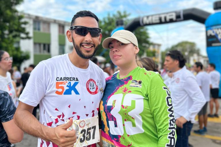 Corren para celebrar el 93 aniversario del Hospital Civil de Culiacán