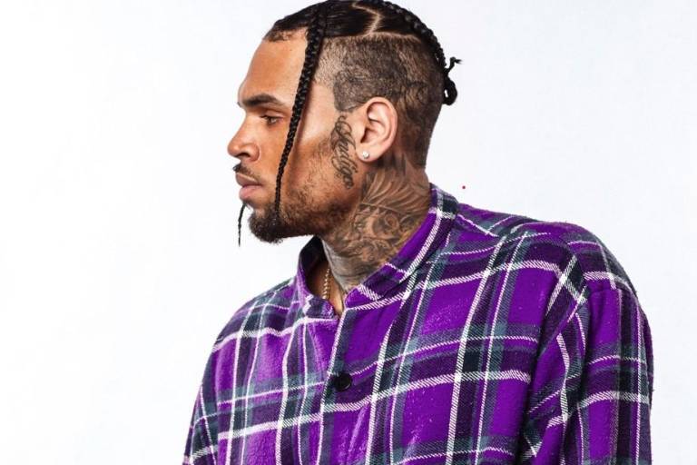 Crean documental con historial de violencia de Chris Brown