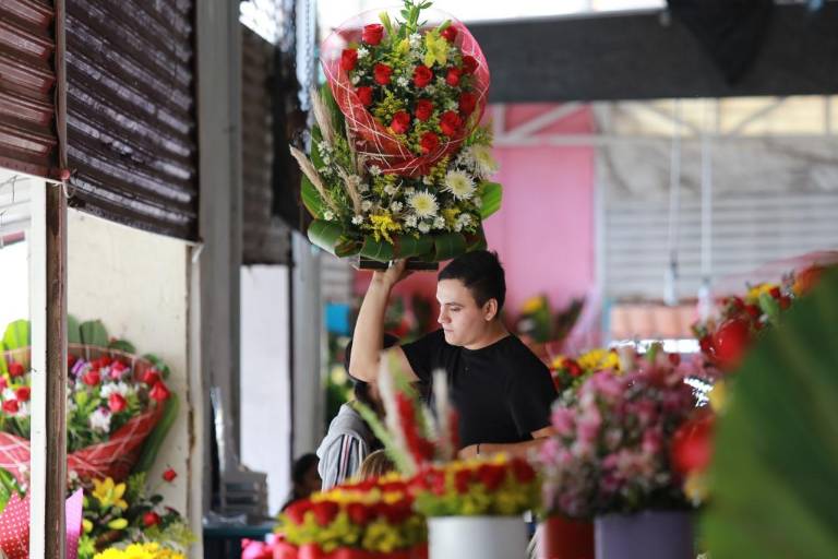 De fondos para seguridad, del Gobernador y la prensa, y de García Luna, de las noticias para esta mañana