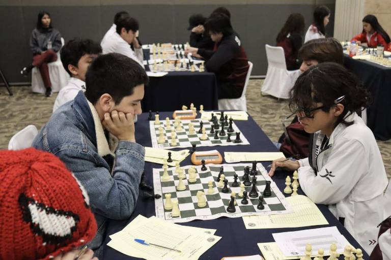 Se enroca la Selección de Mazatlán de ajedrez y se queda con 4 medallas en estatal