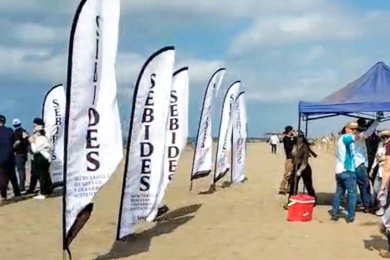 Por un medio ambiente sano, SEBIDES impulsa limpieza de playas en Bellavista, Guasave