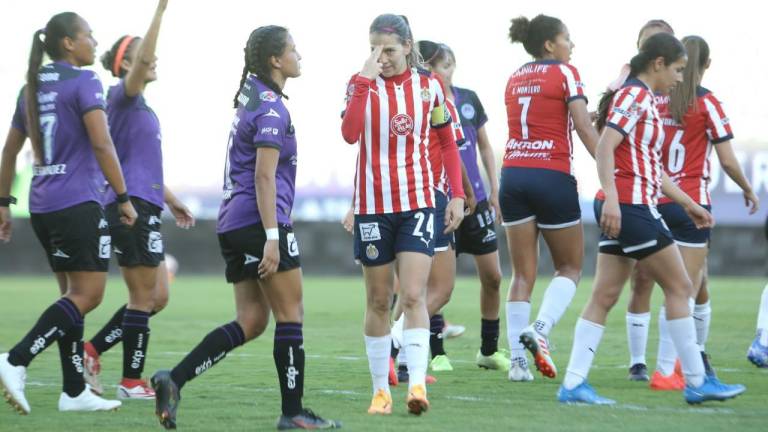 Alicia Cervantes marca el gol del Rebaño.