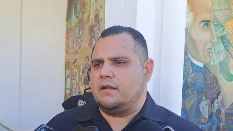 Además de ser peligroso, hacer disparos al aire es un delito, recalca Jaime Othoniel Barrón, Secretario de Seguridad Pública de Mazatlán.