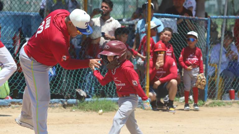 Siguen emociones en el torneo.