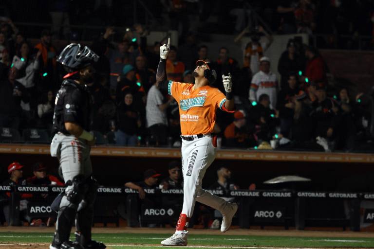 Naranjeros demuestra su poder para vencer a Venados en el arranque de la final