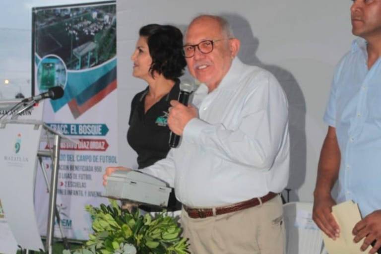 ‘Senadora quiere hacerse publicidad a mis costillas’, le revira ‘El Químico’ a Xóchitl Gálvez