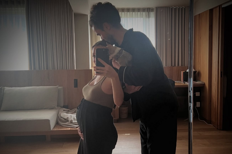 Anuncia Natalia Lafourcade que será mamá