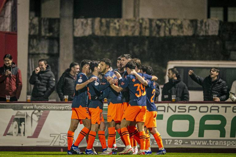 El Valencia se clasifica con mucho sufrimiento en la Copa del Rey