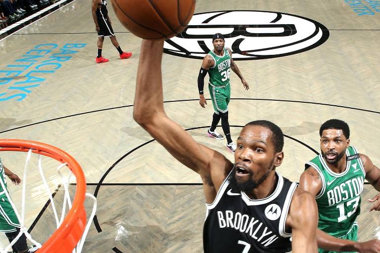 Se enciende el ‘Big three’ de los Nets que remontan para ganar el J1 ante Celtics