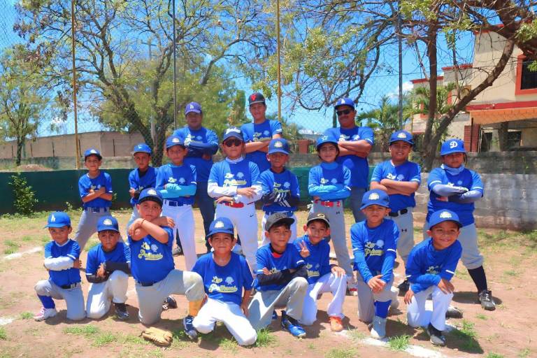 Liga Pelikanos cierra con broche de oro su temporada 2022-2023