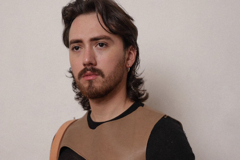 Exige Alejandro Castañeda se valide su obra y se le dé su premio