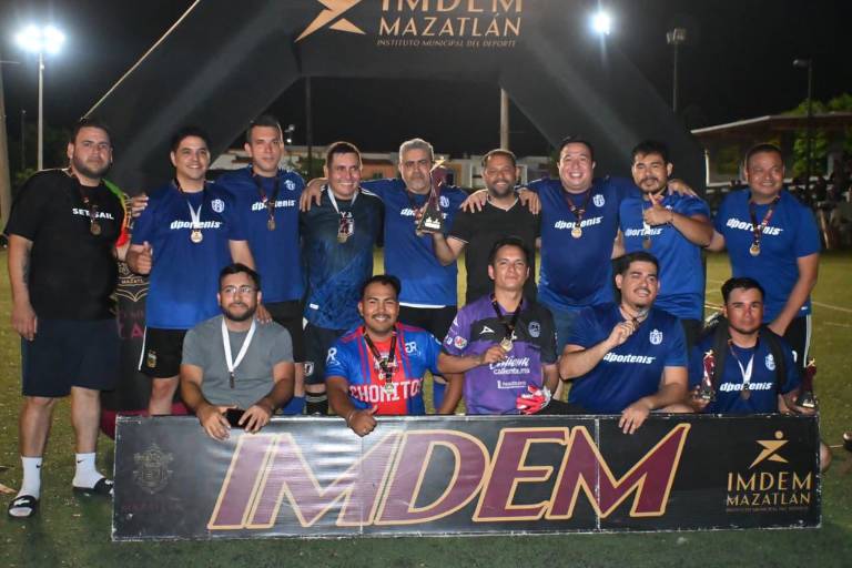Fantásticos se coronan campeones en el Intramuros del Ayuntamiento de Mazatlán