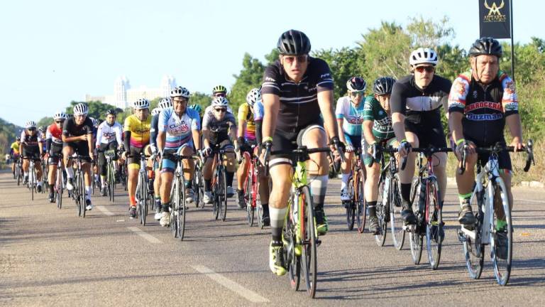 La carrera logró reunir a a 400 pedalistas de todo el País.