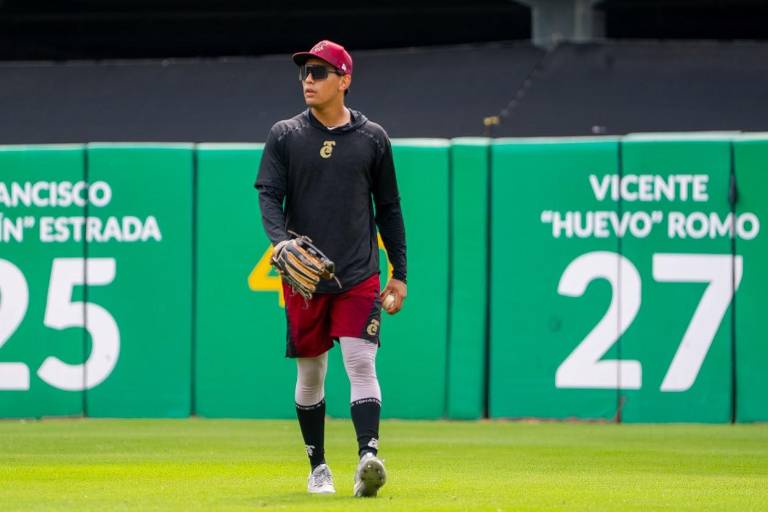 Domingo de intenso trabajo para Tomateros de Culiacán