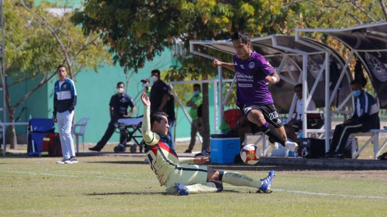 Mazatlán FC divide triunfos en casa ante filiales del América